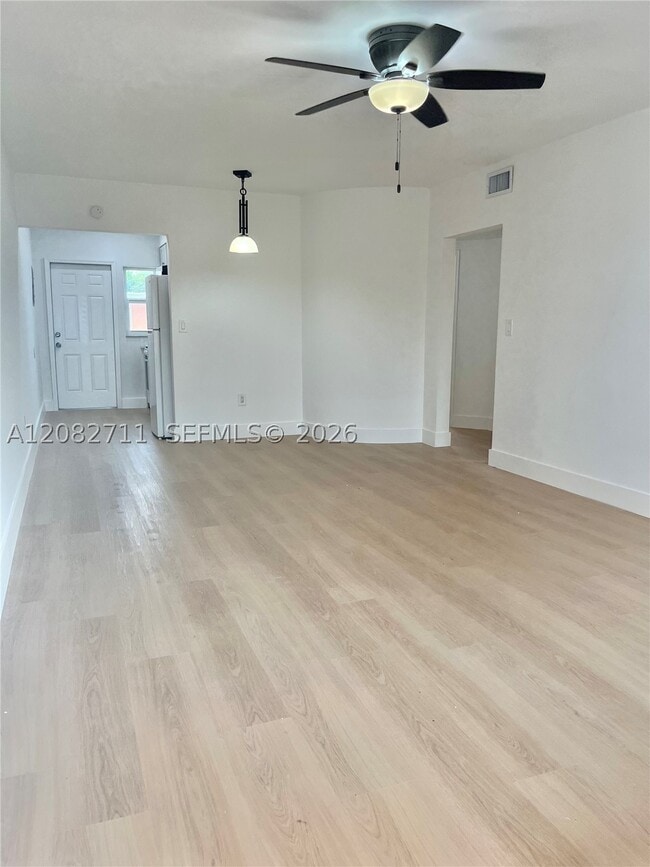 Photo - 3401 SW 11th St Unit 3 (aka 1B)