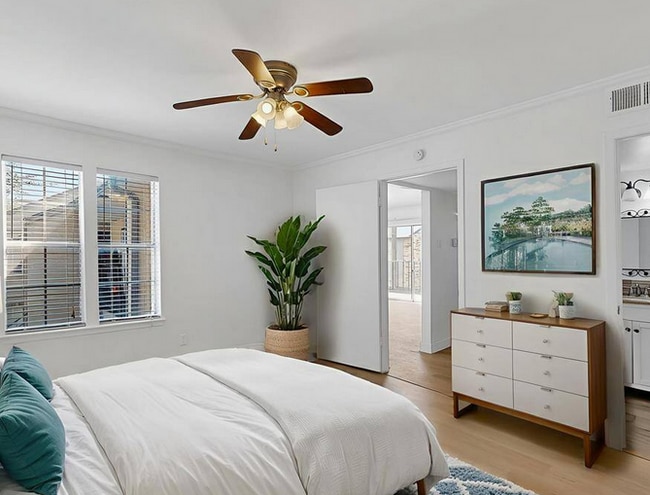 Photo - 5300 Keller Springs Rd Unit ID17002