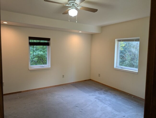 Photo - 3022 Barrow St Unit Barrow Street 3022  1