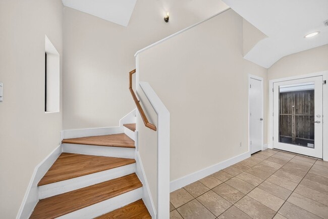 Photo - 4106 Spencer St