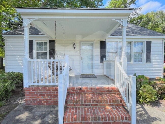 1619 Laurel Ave