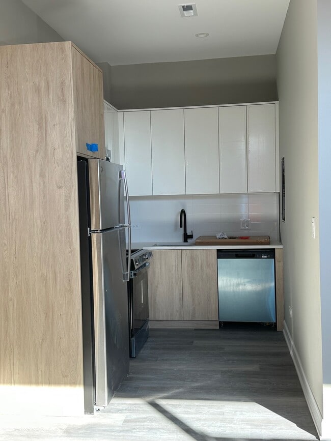 Photo - 5912 N Nashotah Ave