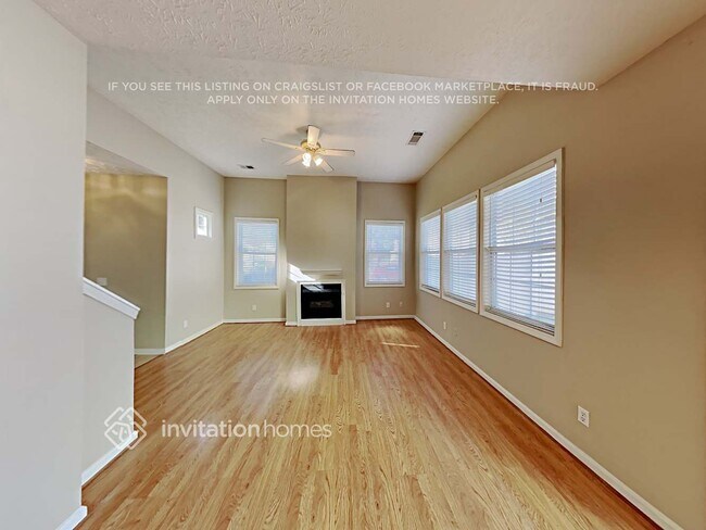 Photo - 240 Windcroft Cir NW