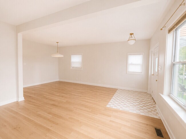 Photo - 3914 N Mozart St