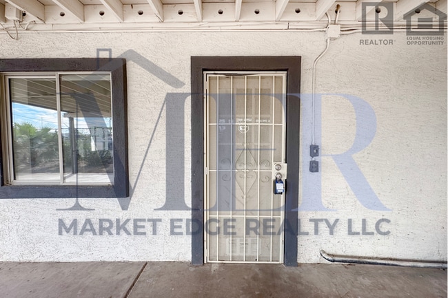 Photo - 2Bed/1Bath Home on McDowell/32nd St! $199 MOVE-IN SPECIAL! Ready for Immediate Move-In!