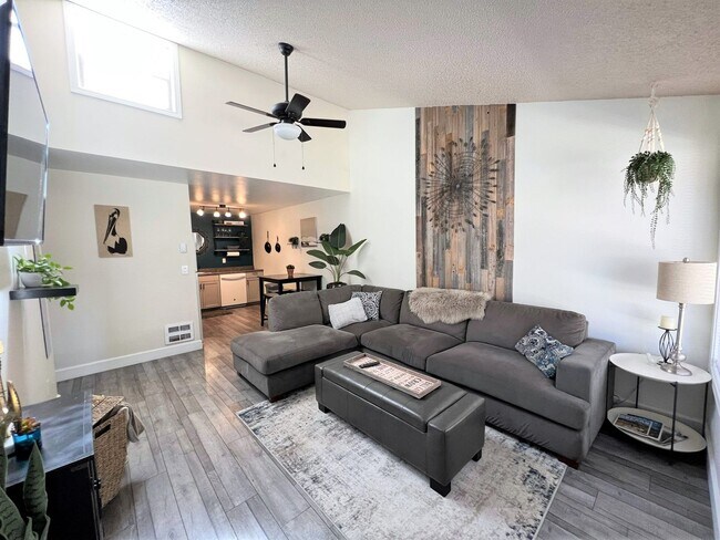 Photo - 1700 NE Wells Acres Rd Unidad Wells Acres Condo #1