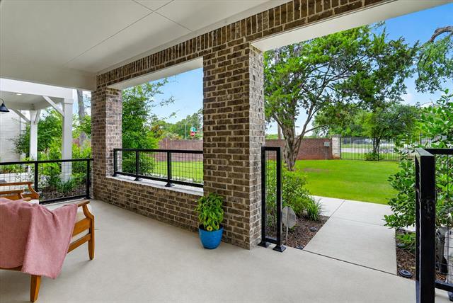 Photo - 4811 Aldenbury St