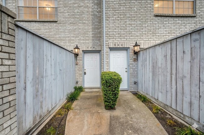 Photo - 338 Wilcrest Dr Unit 338