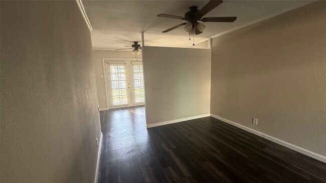 Photo - 1660 Richmond Ave. Unidad 05