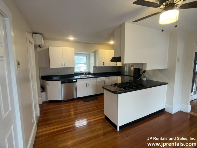 Photo - 52 Pierce St Condominio Unidad 2