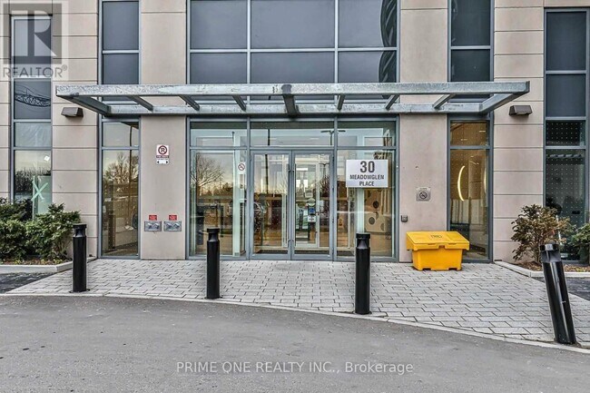 Photo - 30 Meadowglen Pl Unit 618