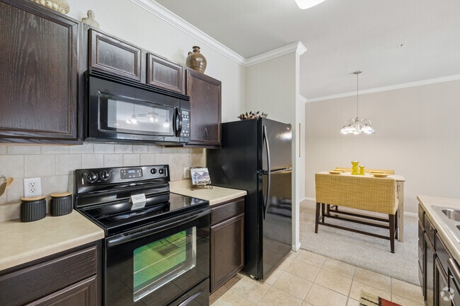 2BR, 2BA - 1,246SF - Kitchen