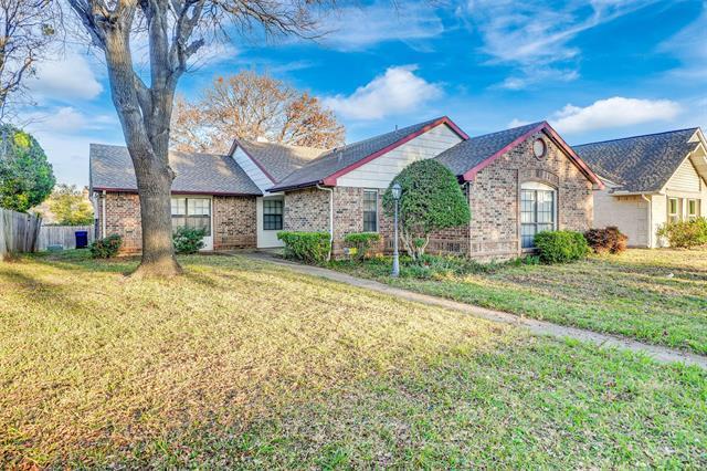 Photo - 139 Kingsbridge Dr