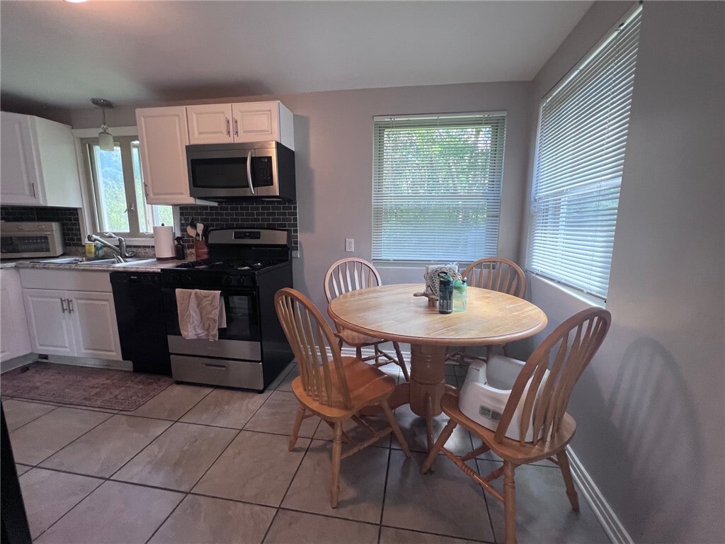 Photo - 17 Pleasant View Dr