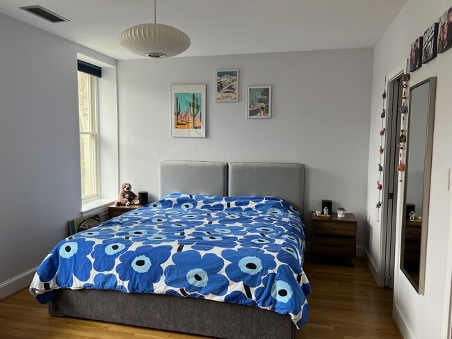 1325 13th St NW Unit 302