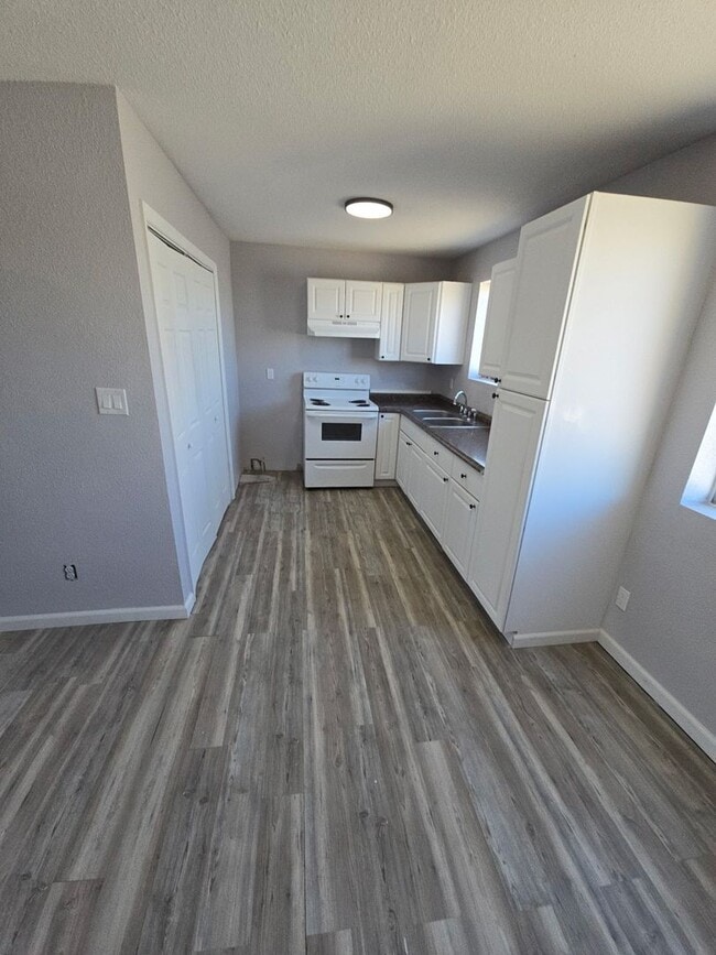 Photo - 2 Bed 1 Bath Apartment Unit A