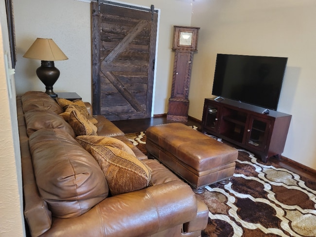 Photo - 1102 Wildwood Dr