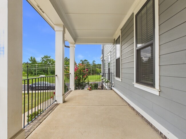 Photo - 10163 Meeting House Dr NW