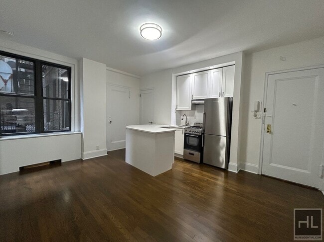 Building Photo - EAST 46 STREET