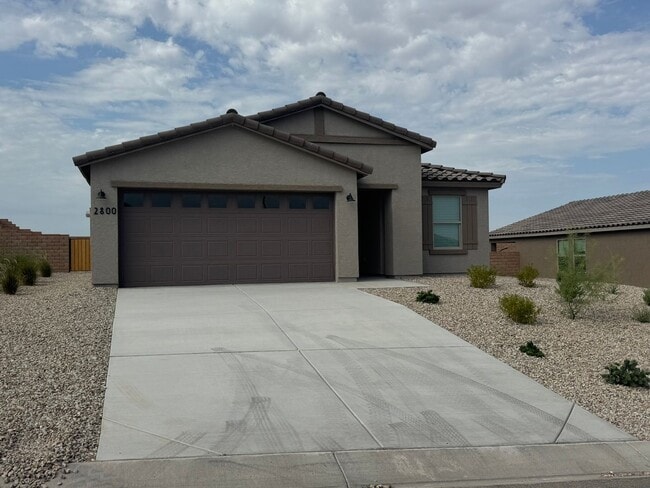 Building Photo - Laughlin Ranch New 3 Bed, 2 Bath close to Water, on Parkway