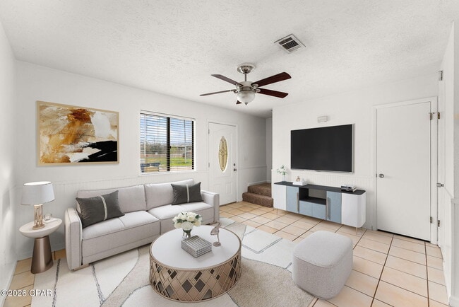 Photo - 3907 Venetian Cir