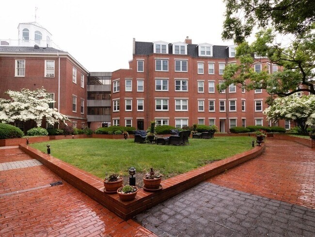 Photo - 47 Harvard St Condo Unit B306