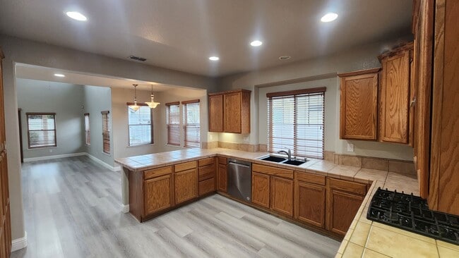 Photo - 4020 Perris Ct