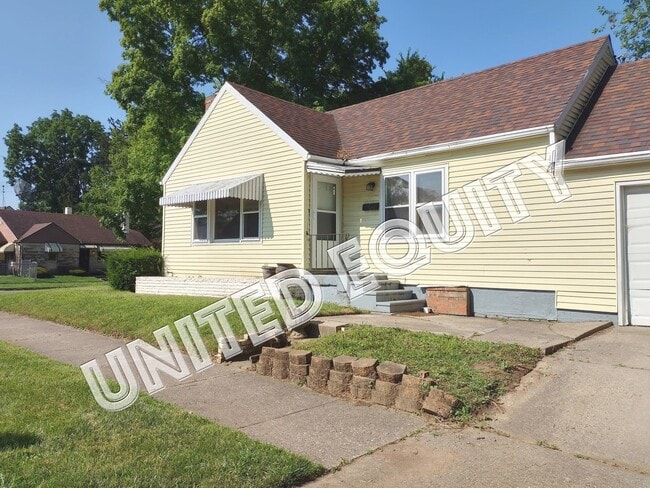 Photo - 3401 Earlham Dr