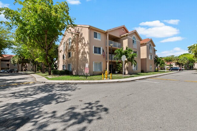 Photo - 15770 SW 104th Ter Unit 301