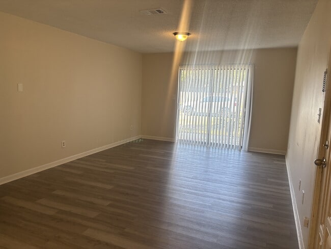 Photo - 1701 Paulding Ave