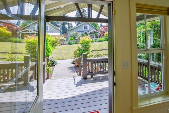 Photo - Lovely Cottage Home and Small Dog Friendly!