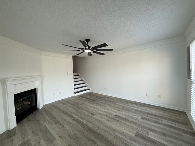 Photo - Newly Renovated Townhome 2 Bedroom - 2.5 Bathrooms