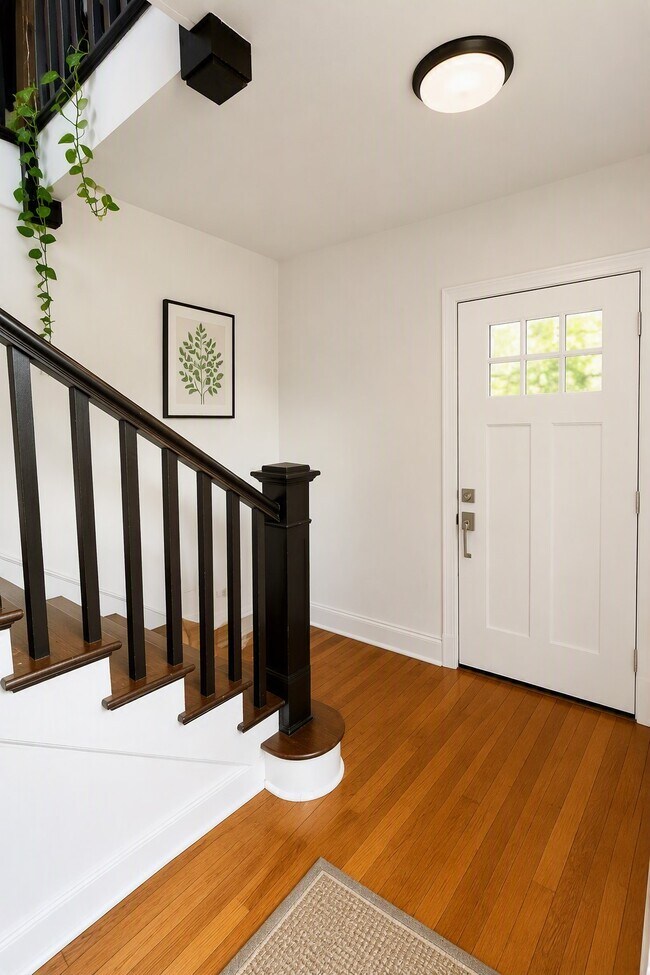 Photo - 2208 Blodgett St