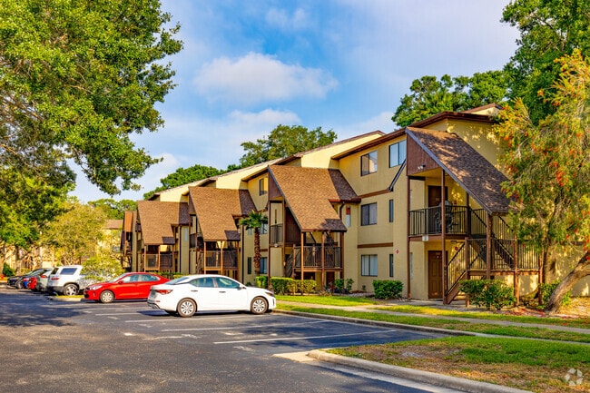 7815-7911 Maplewood Dr Melbourne, FL 32904 - Garrett's Run Condominiums