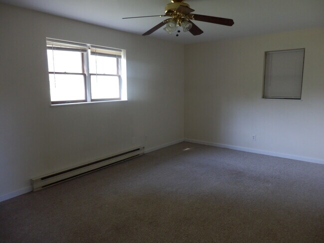 Photo - 106 Oak St Unidad 1