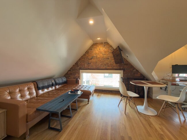 Photo - 99 Olive St Unit 3