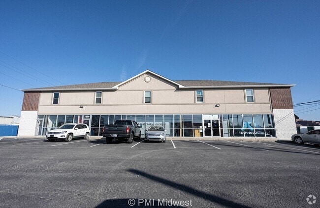Building Photo - 1702 W Michigan St Unit 7 Rental