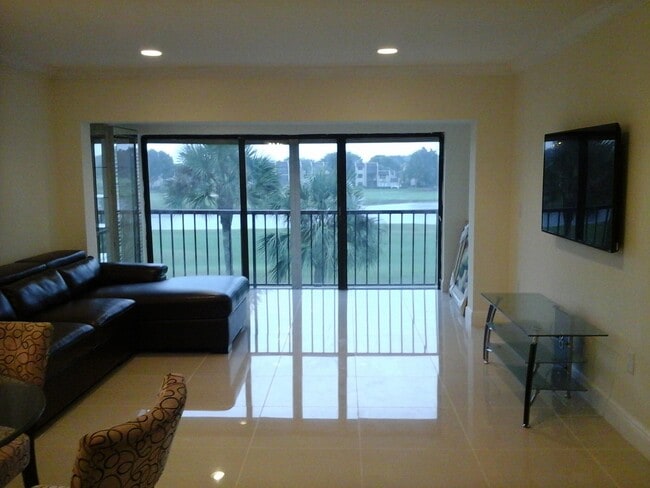 Photo - 4832 Esedra Ct Unit 305