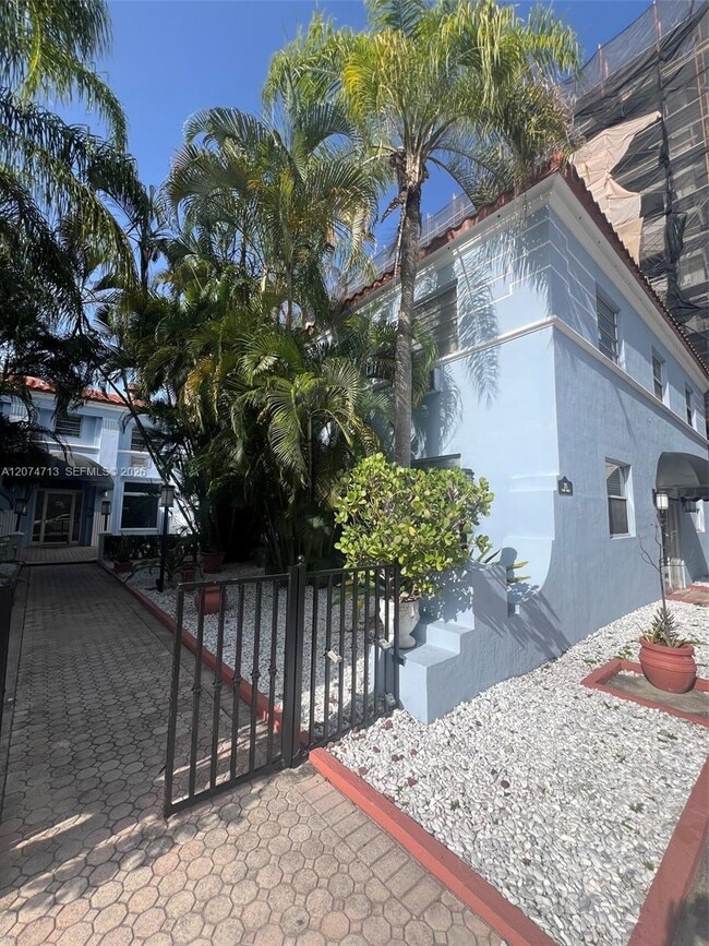 Photo - 215 30th St Unidad 2