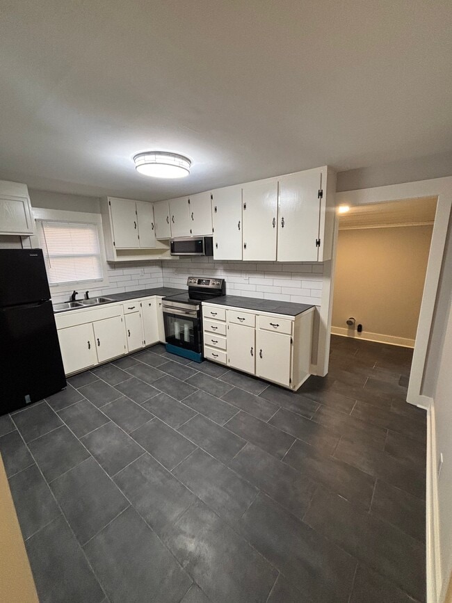 Photo - 507 Hardwick Ave