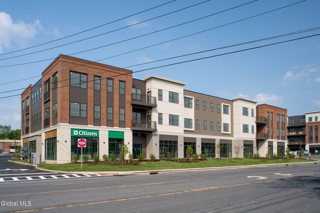 Building Photo - 580 Columbia Turnpike Unit 204 Rental