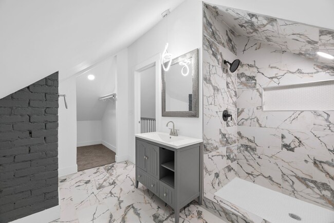 106 Dana Ave Unit 106