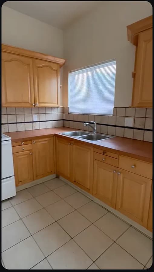 Photo - 10871 Kling St Unit 10871