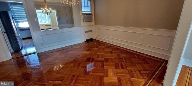 Building Photo - 3419 Oakmont St Rental