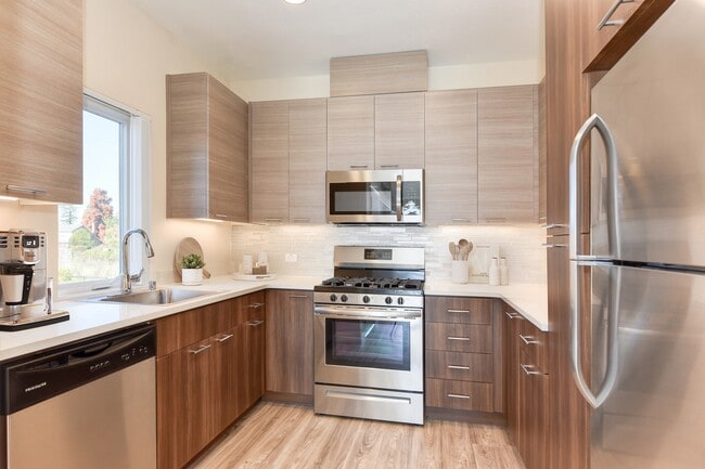 Addison Ranch Apartments
