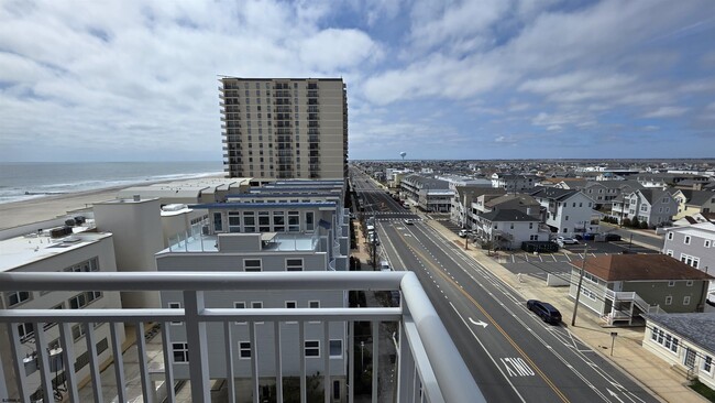 9400 Atlantic Ave Unit 718