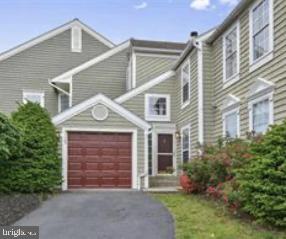 Photo - 21103 Crocus Terrace