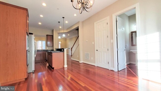 Photo - 631 Hurdle Mill Pl