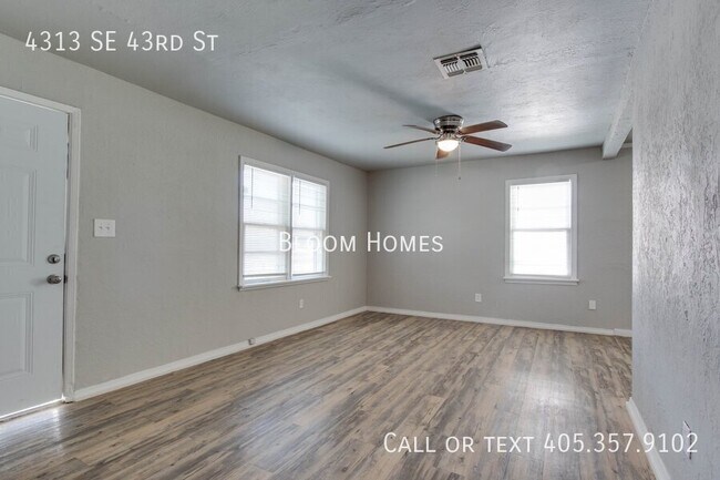 Photo - 4313 SE 43rd St