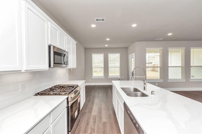 Photo - 1233 Scarlet Crk Dr House